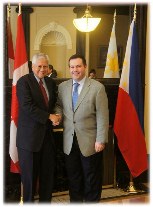 DFA_Secretary_Bats_for_Canadas_Recognition-photo-01